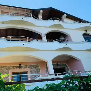  Pensjonat Casa Dolce Casa Albania